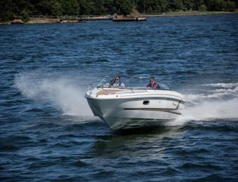 Yamarin 65 dc Lasikuituvene Salomarine